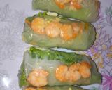 Foto langkah ke 3 dari resep Vietnam spring roll.
