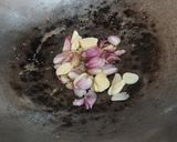 Foto langkah ke 4 dari resep Oseng Sarden Tahu.