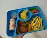 Foto langkah ke 4 dari resep Bento bekal anak simple.
