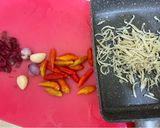 Foto langkah ke 1 dari resep Sambel Kecombrang Teri / Sambel Honje Ikan Asin.