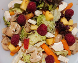 Foto del paso 8 de la receta: Melocotón 🍑 y frambuesa en ensalada 🥗