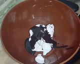 चॉकलेट चोको चिप्स केक (chocolate choco chips cake recipe in hindi) रेसिपी चरण 13 फोटो