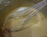 Foto langkah ke 3 dari resep Caramel Chiffon Cake.