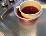 Une image de l'étape 2 de Compote multi fruits à la vanille (pêches jaunes,kiwis,jus de cerises).