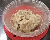 A picture of step 1 of Chicken Meat Balls Soup.