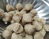 A picture of step 2 of Soyabin pulao.