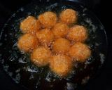 Foto langkah ke 5 dari resep Kroket Ayam Keju.