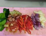 Foto langkah ke 2 dari resep Tumis Cumi Pedas.