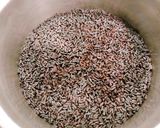 A picture of step 1 of Purple Rice and Red Bean Steamed Buns.