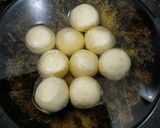 Foto langkah ke 5 dari resep Chapssal Korean Donuts.