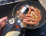 Foto del paso 5 de la receta: Salchichas de pollo al brandy