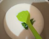 Foto langkah ke 2 dari resep Bubur Sumsum Susu Merah Putih.