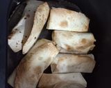Foto del paso 3 de la receta: Rollitos con tortillas integrales