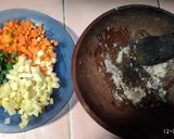 Foto langkah ke 3 dari resep Roti goreng isi sayur.