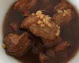 A picture of step 4 of Chicken Ginger Wine.