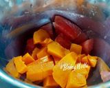 A picture of step 1 of Watermelon-Mango Smoothie.