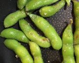 A picture of step 4 of Easy Spicy Garlic Edamame.
