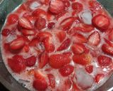 A picture of step 3 of Strawberry bites🍓🍓🍓.