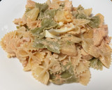 Foto del paso 3 de la receta: Ensalada de pasta tricolor