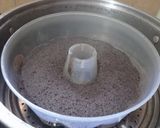 Foto langkah ke 5 dari resep Bolu Ketan Hitam Keju Lumer.