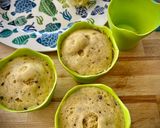 Foto del paso 3 de la receta: Mug cake de vainilla con nibs de cacao y helado de stracciatella