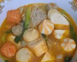 Foto langkah ke 3 dari resep Tom yum bakso seafood.