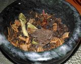 A picture of step 1 of Yarkand ka pulao.