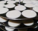 A picture of step 2 of Semolina idli.