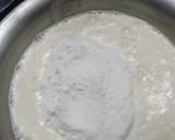 ஸ்பாஞ்ச் வெனிலா கேக் ரெசிபி ஸ்டேப் 7 புகைப்படம்