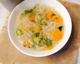 Foto langkah ke 4 dari resep Sop Bihun Oyong.