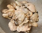 Hình bước làm 1 của món Canh Hàu Nấu Rau Răm