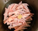 รูปขั้นตอนการทำที่ 1 ของ ตีนไก่เผ็ดเกาหลี 🌶🍗ทักบัล (닭발) style by barbie👩🏼‍🍳