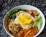Foto langkah ke 3 dari resep Bibimbap lokal.