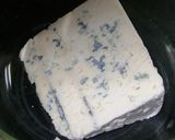 Foto del paso 1 de la receta: Sandwichs de miga de roquefort