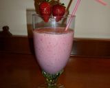 Φωτογραφία βήματος 5 της συνταγής Smoothie φράουλα - μπανάνα