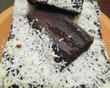 Foto langkah ke 4 dari resep Bolu Ketan Hitam Coklat Keju Lembut.