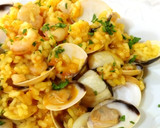 Foto del paso 4 de la receta: Arroz meloso con gambas, sepia y almejas