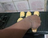 Foto langkah ke 3 dari resep Jagung Bakar Pedas Manis.