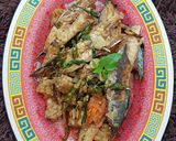 Foto langkah ke 7 dari resep Ikan Gerih/Cue+Tempe Masak Cabe hijau Kemangi.