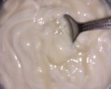 A picture of step 3 of White choco yogurt & Strawberry mousse.
