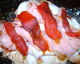 Foto del paso 15 de la receta: Pechugas de pollo y patas deshuesadas a la pizza