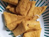 Tahu isi pedas