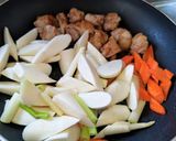 茭白筍炒雞球的食譜步驟3照片