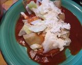 Foto del paso 4 de la receta: Enchiladas con frijoles en salsa de chile guajillo