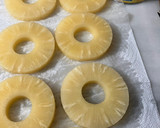 Foto del paso 5 de la receta: Torta-coca, con piña caramelizada