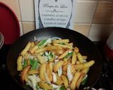 A picture of step 4 of Oriental Salt & Pepper Chips 🍟.
