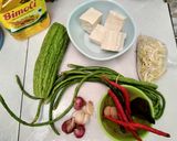 Foto langkah ke 1 dari resep Tumis Pare Berteman.