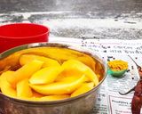 A picture of step 1 of Aam er chutney.