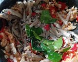 Foto langkah ke 1 dari resep Bumbu urap ikan teri.