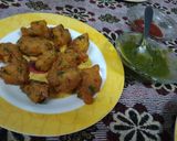 A picture of step 1 of Onion Pakoda.